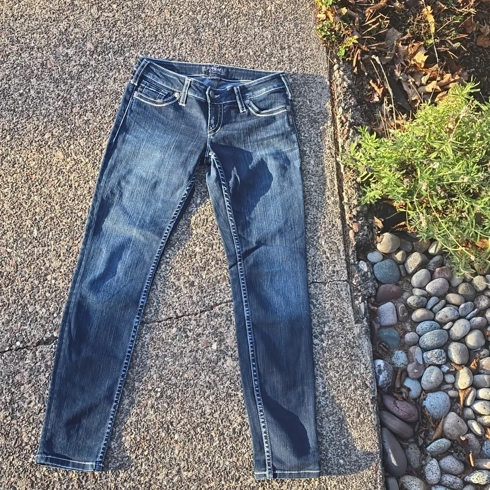 Silver Camden Jeans, Size W29/31, Dark Wash